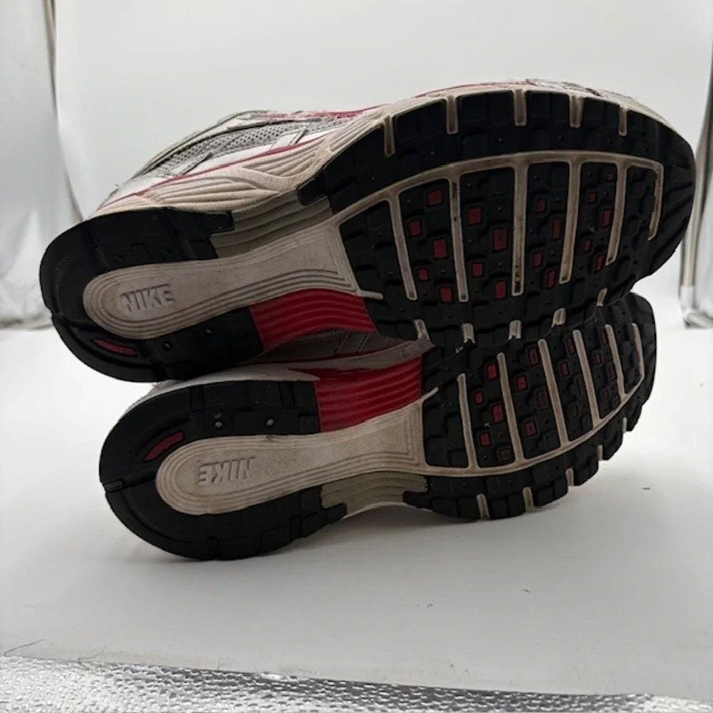 Nike P-6000 Bowerman Series Running Shoes Mens 9.5 Silver Red CD6404-024 Y2K